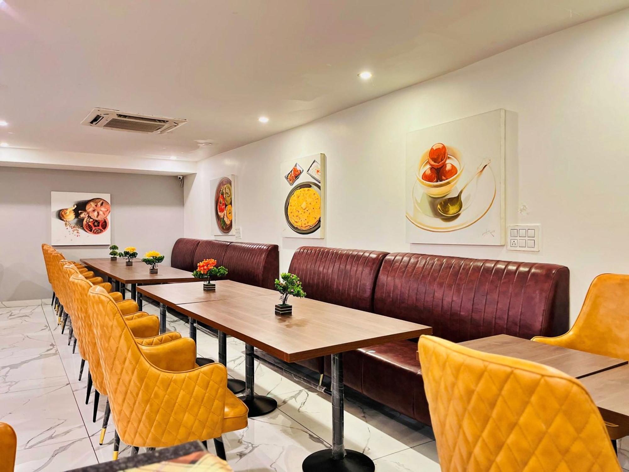 Aamantran Residency Hotel, Sohna Road, Sector 49, Gurugram Gurgaon Luaran gambar
