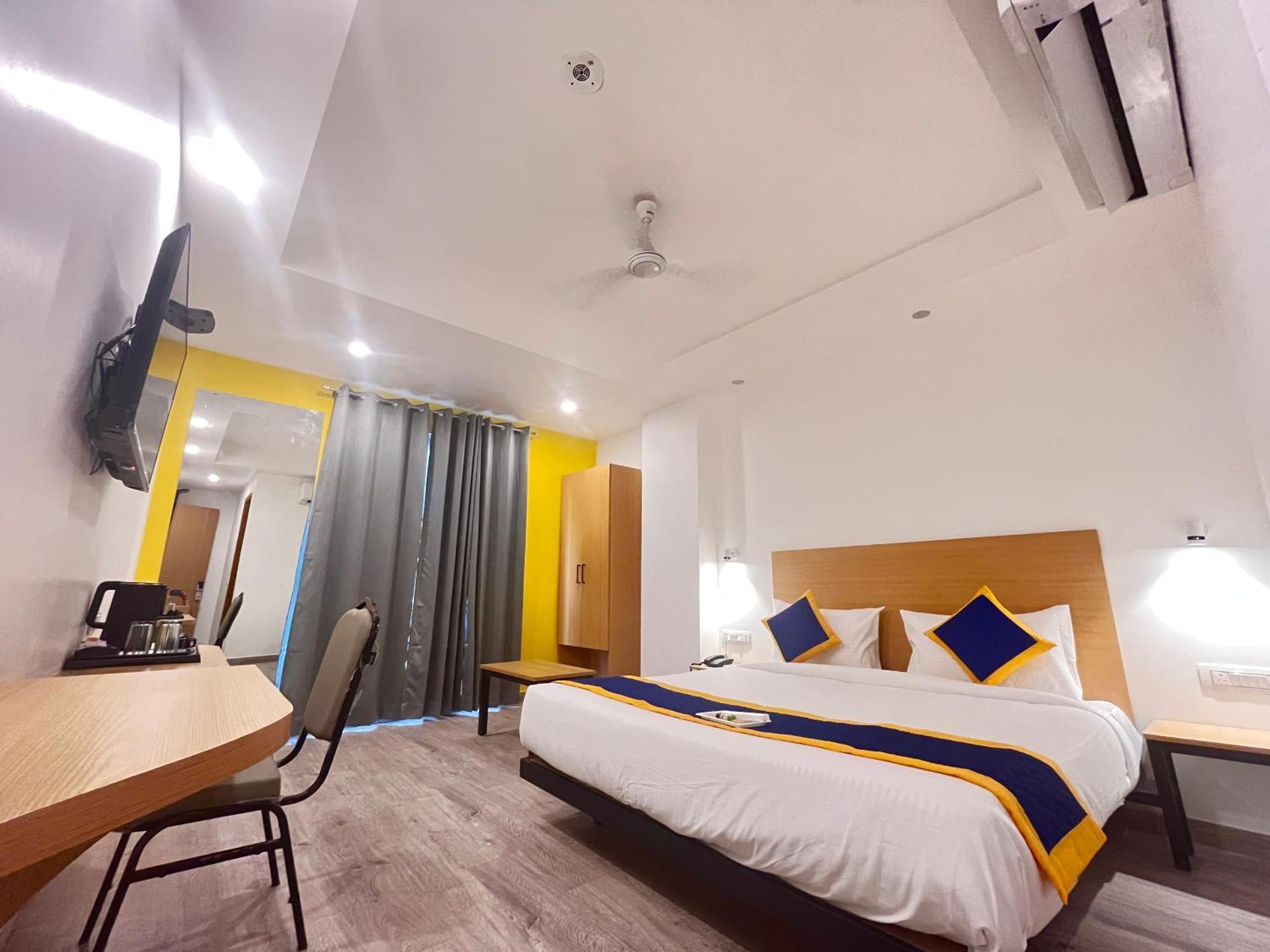 Aamantran Residency Hotel, Sohna Road, Sector 49, Gurugram Gurgaon Luaran gambar