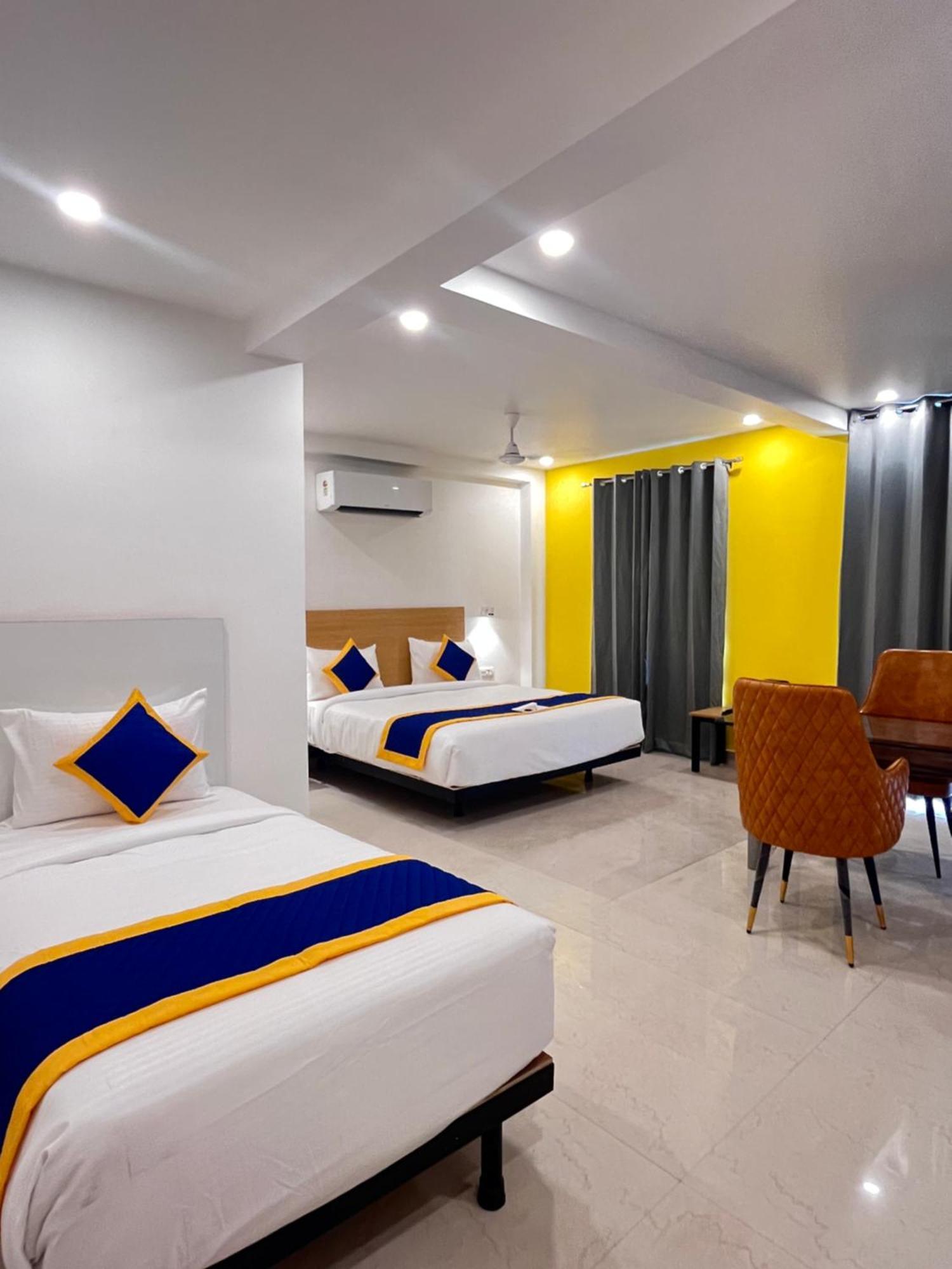 Aamantran Residency Hotel, Sohna Road, Sector 49, Gurugram Gurgaon Luaran gambar