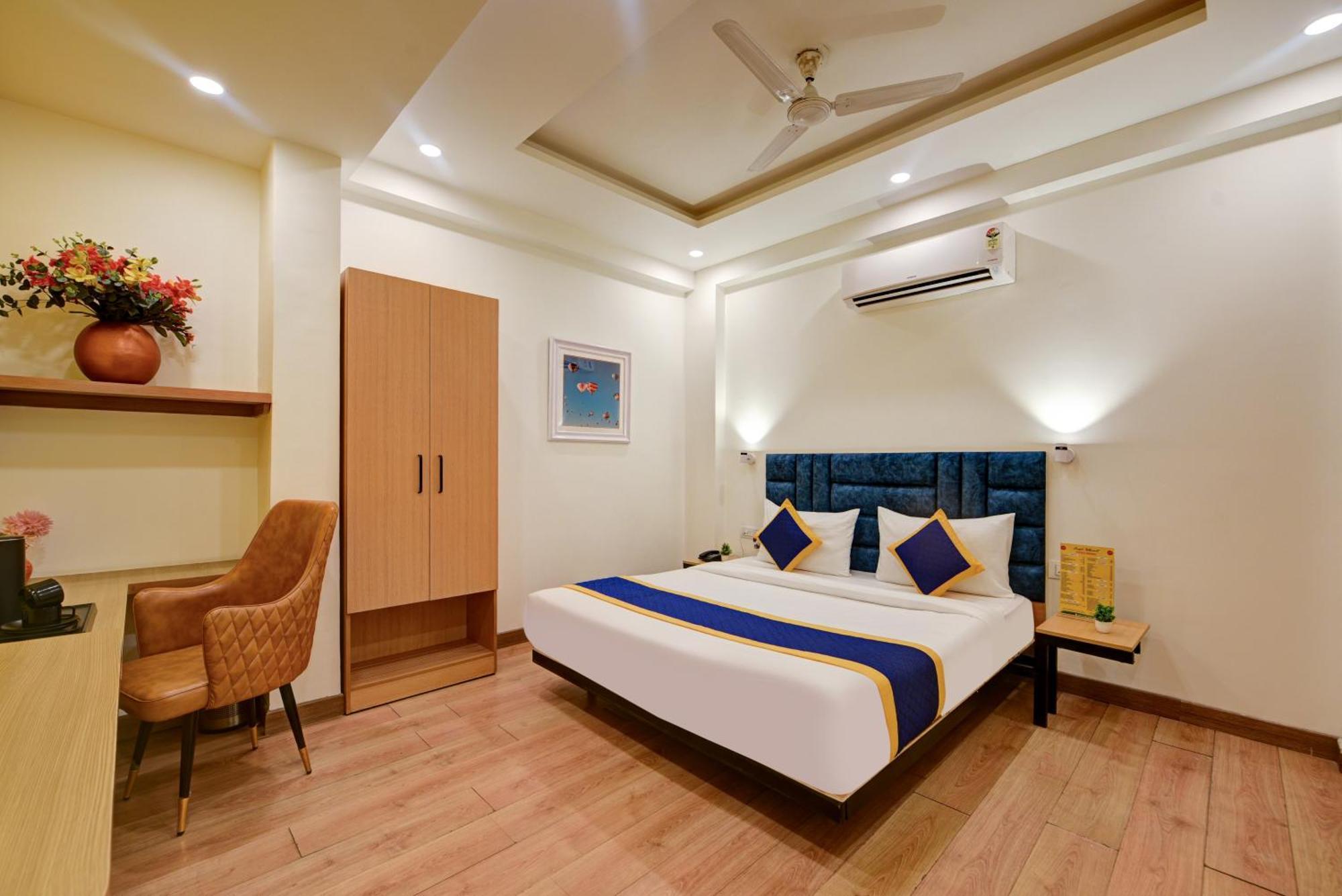 Aamantran Residency Hotel, Sohna Road, Sector 49, Gurugram Gurgaon Luaran gambar
