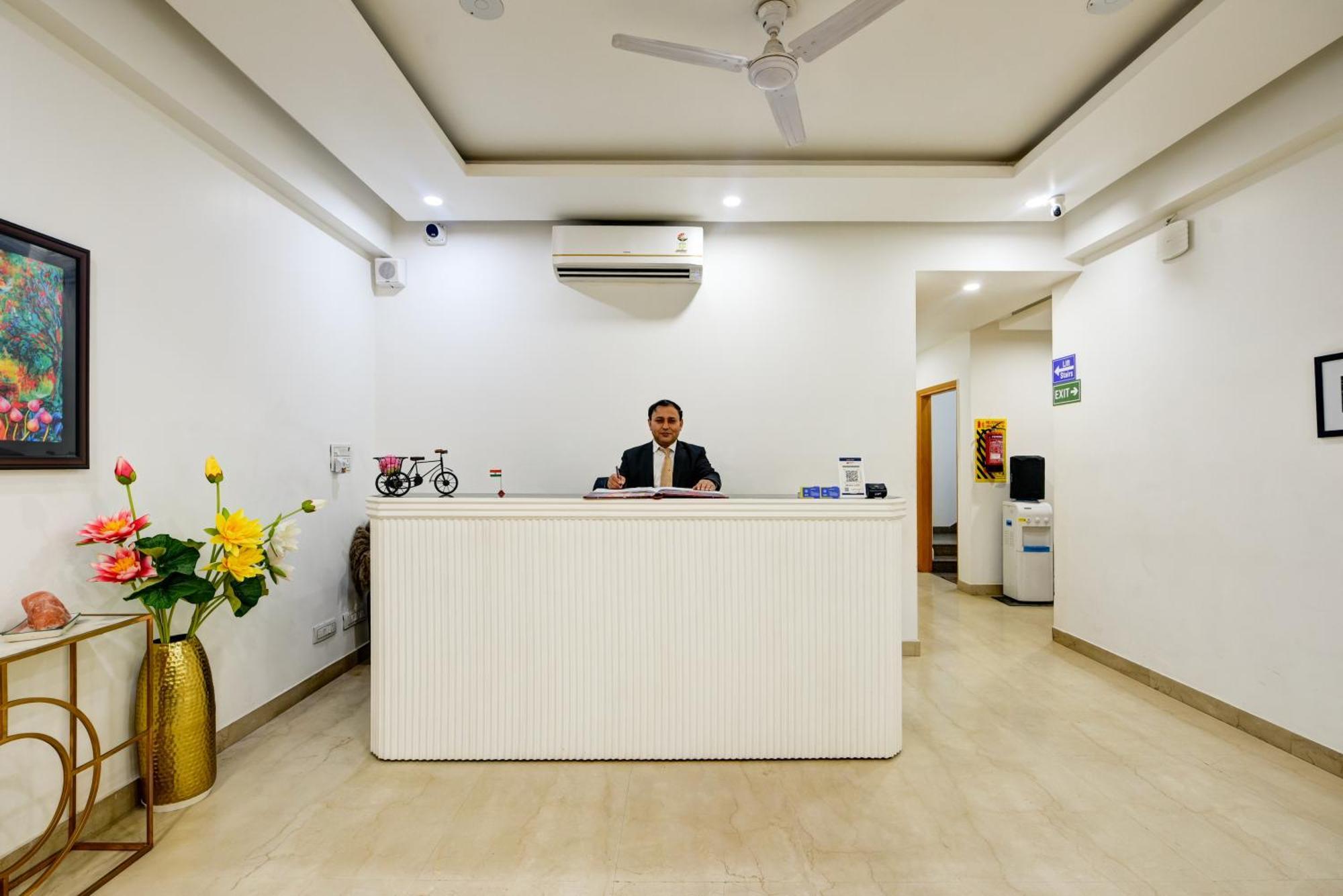 Aamantran Residency Hotel, Sohna Road, Sector 49, Gurugram Gurgaon Luaran gambar