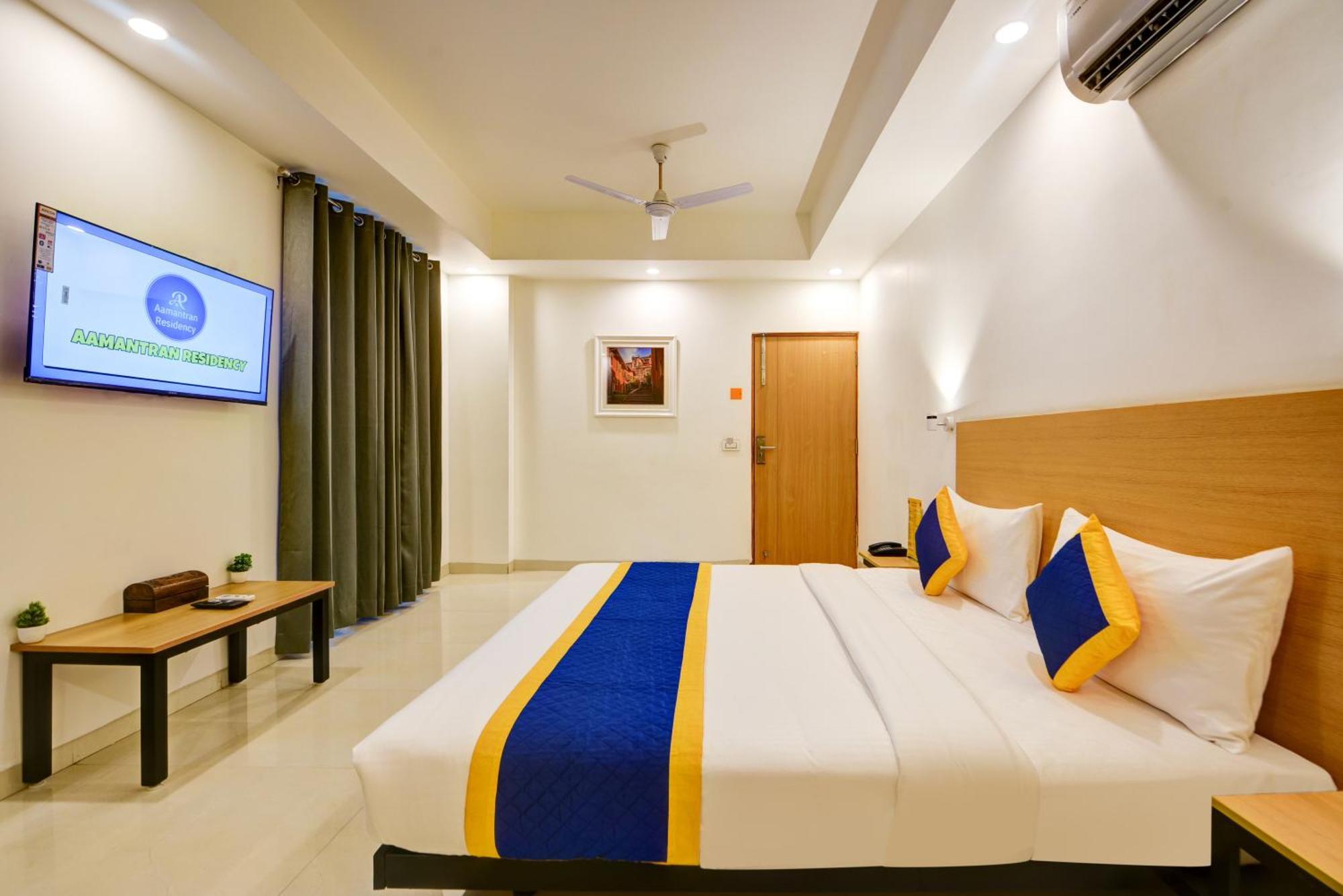 Aamantran Residency Hotel, Sohna Road, Sector 49, Gurugram Gurgaon Luaran gambar